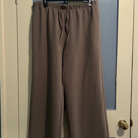 Wilfred (Aritzia) Tan Slacks - Picture 1 of 7